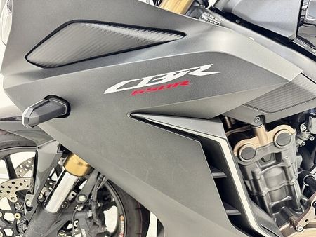 ホンダ CBR650R CBR650R 安心の前後ドラレコ付き USBやレバーなどカスタム車!! 32