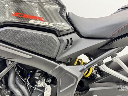 ホンダ CBR650R CBR650R 安心の前後ドラレコ付き USBやレバーなどカスタム車!! 36