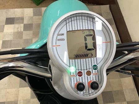 ヤマハ E ビーノ (電動バイク) E-VINO エレクトリックスクーター!取り回しがラクな68kgの軽量ボディ!!! 4