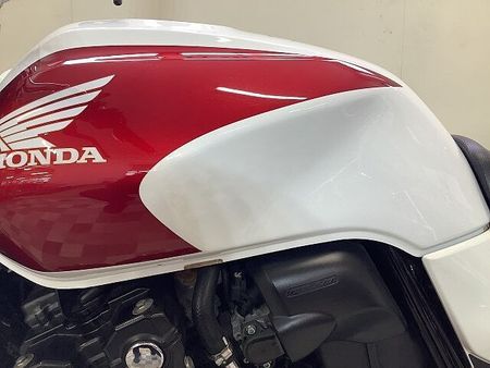 ホンダ CB400スーパーフォア CB400スーパーフォア ABS レバー・エンジンガード・USBポート装備 24