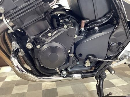 ホンダ CB400スーパーフォア CB400スーパーフォア ABS レバー・エンジンガード・USBポート装備 27