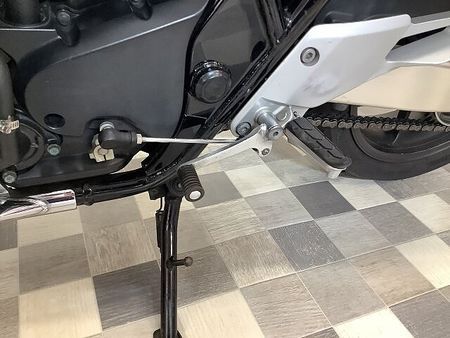 ホンダ CB400スーパーフォア CB400スーパーフォア ABS レバー・エンジンガード・USBポート装備 28
