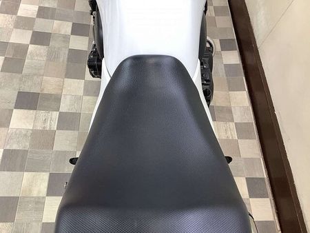 ホンダ CB400スーパーフォア CB400スーパーフォア ABS レバー・エンジンガード・USBポート装備 39