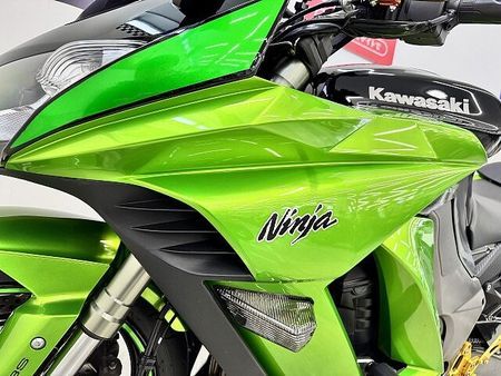 カワサキ ニンジャ 1000 (Z1000SX) ニンジャ1000 アクラポ製マフラー・バックステップ・カスタム&オプション多数 29