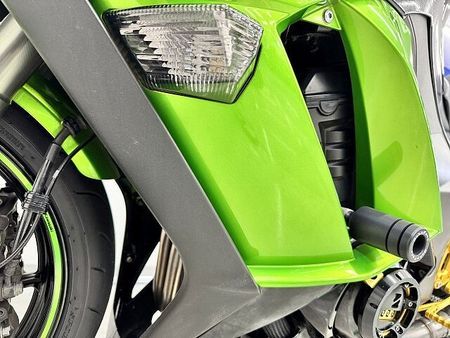 カワサキ ニンジャ 1000 (Z1000SX) ニンジャ1000 アクラポ製マフラー・バックステップ・カスタム&オプション多数 30
