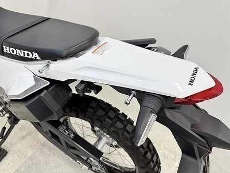 ホンダ CRF250L CRF250L 低走行・リアキャリア装備!! 27