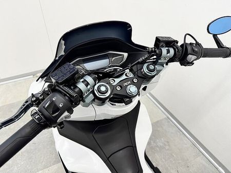 ホンダ PCX125 PCX125 ハンドル周り・マフラー・リアサスカスタム! 7