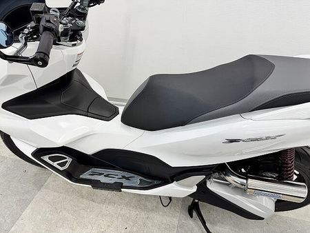 ホンダ PCX125 PCX125 ハンドル周り・マフラー・リアサスカスタム! 8
