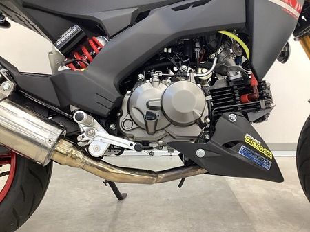 カワサキ Z125 プロ Z125PRO YSSリアサス・マフラーなどカスタム多数 6