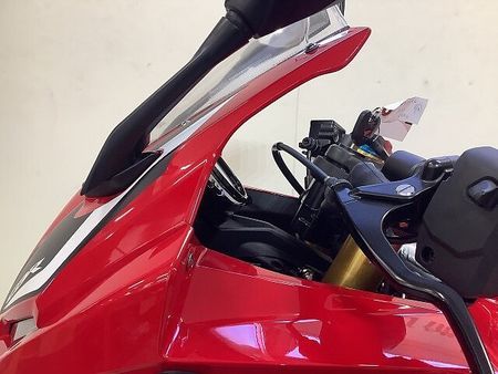 ホンダ CBR250RR (MC51) CBR250RR【マル得・低走行・グランプリレッド】 9