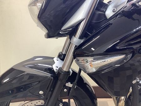スズキ GSR250 GSR250【重厚なデザインに頑健なエンジンを搭載した絶版ネイキッド】 13