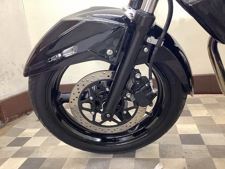 スズキ GSR250 GSR250【重厚なデザインに頑健なエンジンを搭載した絶版ネイキッド】 15