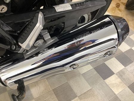 スズキ GSR250 GSR250【重厚なデザインに頑健なエンジンを搭載した絶版ネイキッド】 32