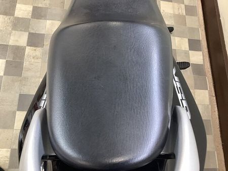 スズキ GSR250 GSR250【重厚なデザインに頑健なエンジンを搭載した絶版ネイキッド】 35