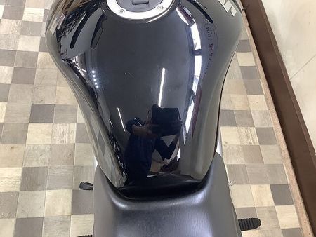 スズキ GSR250 GSR250【重厚なデザインに頑健なエンジンを搭載した絶版ネイキッド】 37