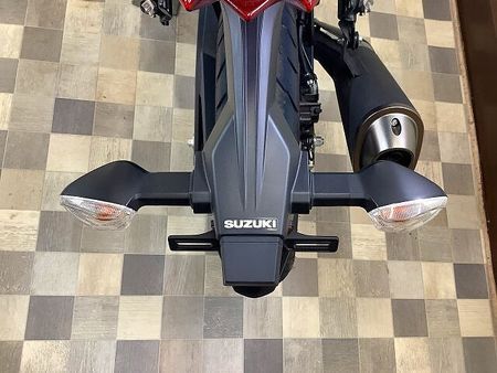 スズキ GSX-R125 GSX-R125【フルノーマル・滑らかでアグレッシブなボディワーク】 32
