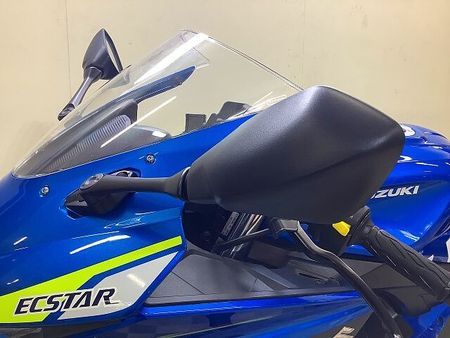 スズキ GSX-R125 GSX-R125【フルノーマル・滑らかでアグレッシブなボディワーク】 10
