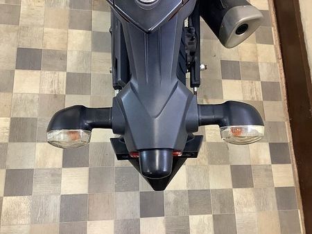 ヤマハ YZF-R3 YZF-R3【マルチバー・USB1口装備・乗りやすく扱いやすいコンパクトな車体】 33