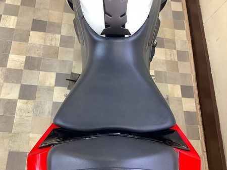 ヤマハ YZF-R3 YZF-R3【マルチバー・USB1口装備・乗りやすく扱いやすいコンパクトな車体】 35
