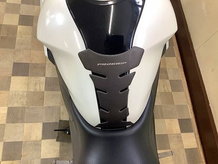 ヤマハ YZF-R3 YZF-R3【マルチバー・USB1口装備・乗りやすく扱いやすいコンパクトな車体】 36