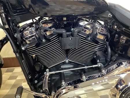 ハーレーダビッドソン FXBRS SOFTAIL BREAKOUT FXBRS1870【ワンオーナー・エンジンガード・サイドバッグ装備】 22