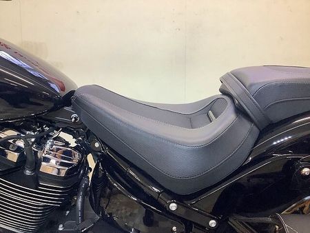 ハーレーダビッドソン FXBRS SOFTAIL BREAKOUT FXBRS1870【ワンオーナー・エンジンガード・サイドバッグ装備】 27