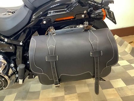 ハーレーダビッドソン FXBRS SOFTAIL BREAKOUT FXBRS1870【ワンオーナー・エンジンガード・サイドバッグ装備】 8