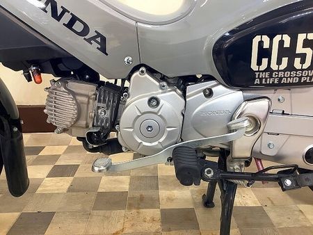 ホンダ クロスカブ50 クロスカブ50【低走行・リアボックス装備・マルチバー装備】 22