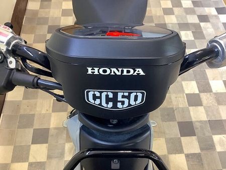 ホンダ クロスカブ50 クロスカブ50【低走行・リアボックス装備・マルチバー装備】 40