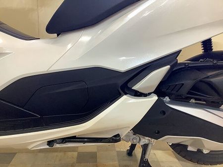 ホンダ PCX125 PCX125【フルノーマル・低走行・現行モデル】 27