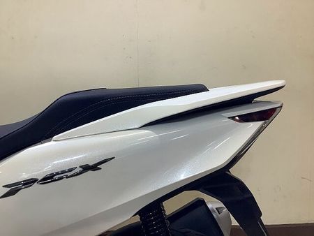 ホンダ PCX125 PCX125【フルノーマル・低走行・現行モデル】 29