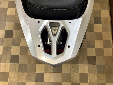 ホンダ リード125 リード125【フルノーマル・スマートキー・大型ラゲッジボックス】 33