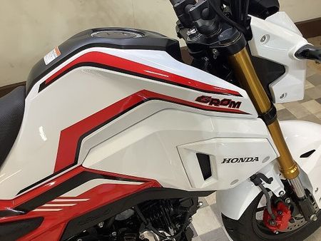 ホンダ グロム グロム【エンジンスライダー・ヘルメットロック・リアキャリア装備】 11