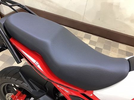 ホンダ グロム グロム【エンジンスライダー・ヘルメットロック・リアキャリア装備】 17
