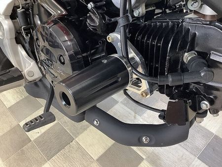 ホンダ グロム グロム【エンジンスライダー・ヘルメットロック・リアキャリア装備】 7