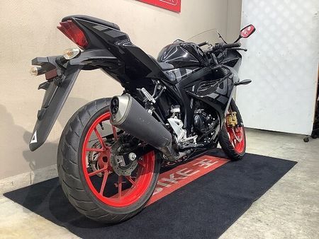 スズキ GSX-R125 GSX-R125 ABS 2021年モデル インジェクション マルチバー 3