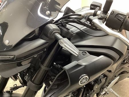 ヤマハ MT-03 (-2013) 【マル得】MT-03 ABS エンジンスライダー 2021年モデル 24