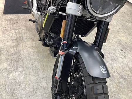 ハスクバーナ SVARTPILEN 401 SVARTPILEN401 ABS バーエンドミラー 2021年モデル インジェクション 22