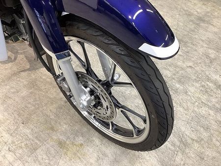 ホンダ スーパーカブC125 Super Cub C125 スクリーン キャストホイール 2018年モデル インジェクシ 15