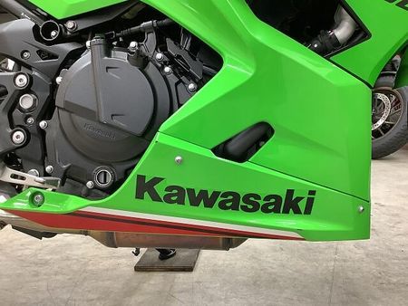 カワサキ ニンジャ 400 Ninja 400 ABS マルチバー 2023年モデル 36