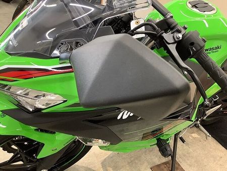 カワサキ ニンジャ 400 NINJA400 ABS エンジンスライダー マルチバー 2023年モデル インジェクショ 15