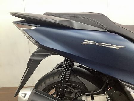 ホンダ PCX125 【マル得】PCX JK05 フルノーマル 24
