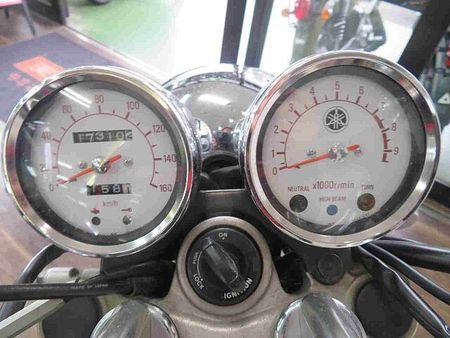 ヤマハ SR400 SR400【クラシカルな雰囲気のマシン】 9