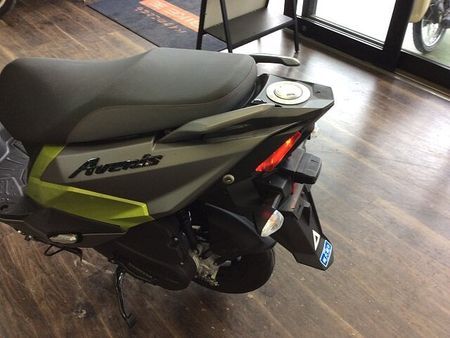 スズキ アヴェニス125 AVENIS 125【力強い加速と優れた燃費性能を両立した1台!】 30