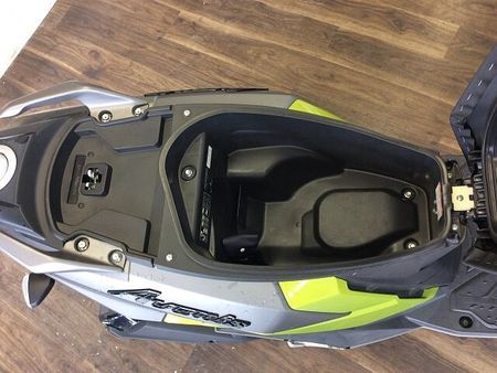 スズキ アヴェニス125 AVENIS 125【力強い加速と優れた燃費性能を両立した1台!】 39