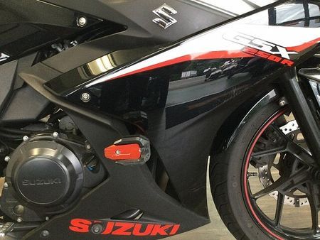 スズキ GSX250R GSX250R【日常の扱いやすさとスタイリッシュさを兼ね揃えた1台!】 23