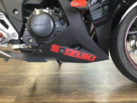 スズキ GSX250R GSX250R【日常の扱いやすさとスタイリッシュさを兼ね揃えた1台!】 24