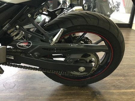 スズキ GSX250R GSX250R【日常の扱いやすさとスタイリッシュさを兼ね揃えた1台!】 32