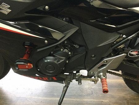 スズキ GSX250R GSX250R【日常の扱いやすさとスタイリッシュさを兼ね揃えた1台!】 33