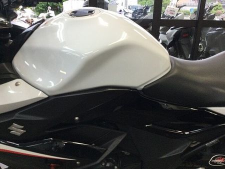 スズキ GSX250R GSX250R【日常の扱いやすさとスタイリッシュさを兼ね揃えた1台!】 34